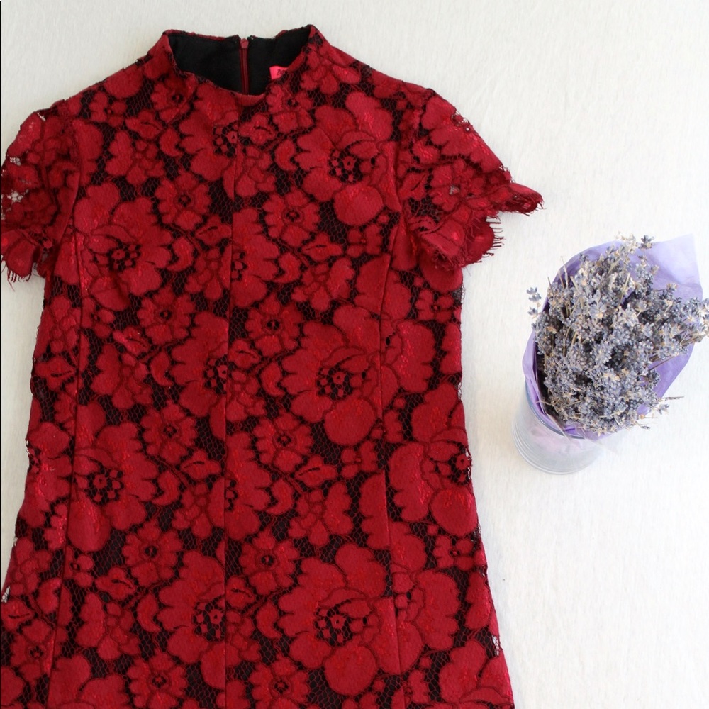 BETSEY JOHNSON Red Lace Dress